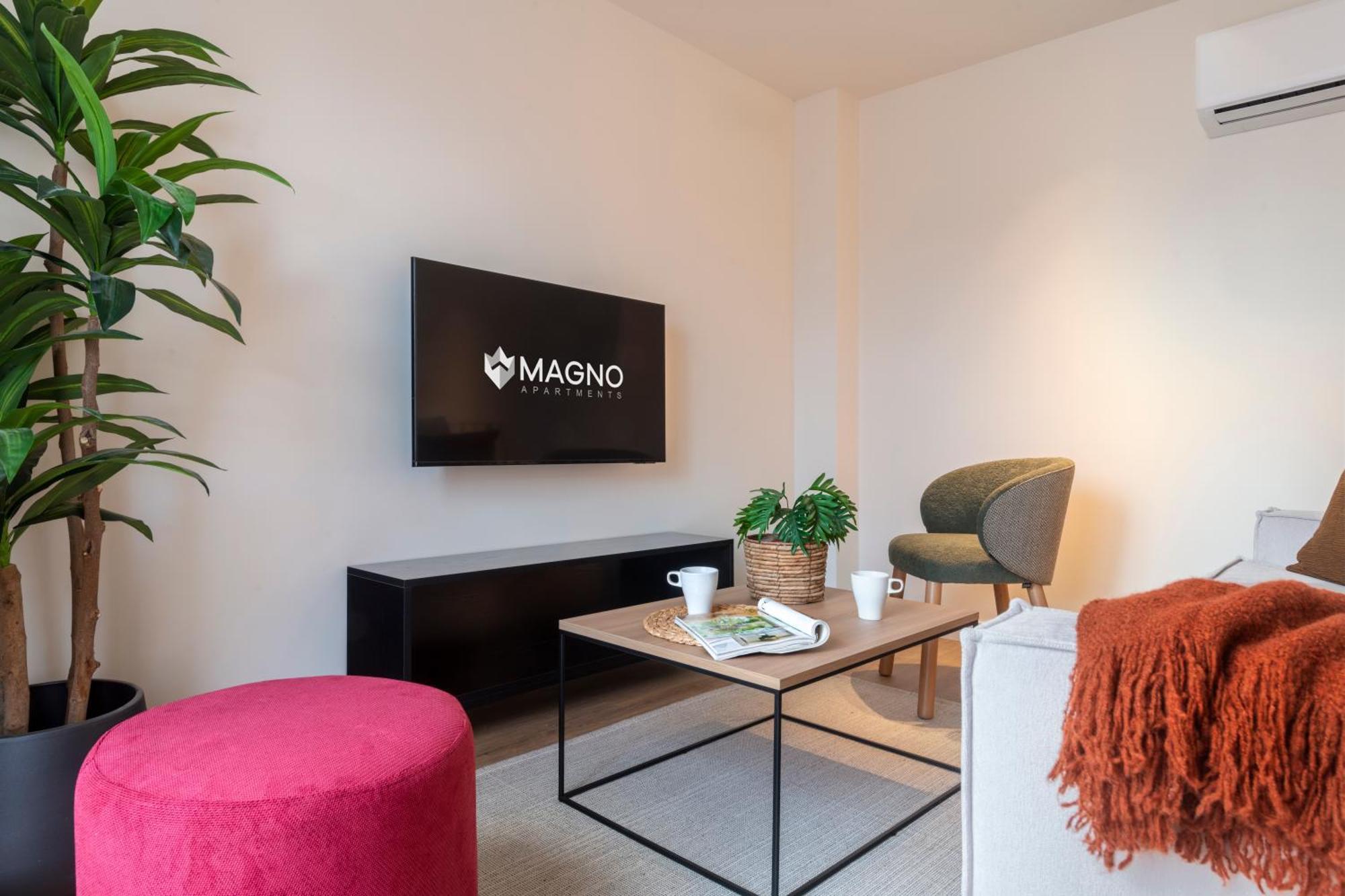 Magno Clavellinas - Pool And Parking *